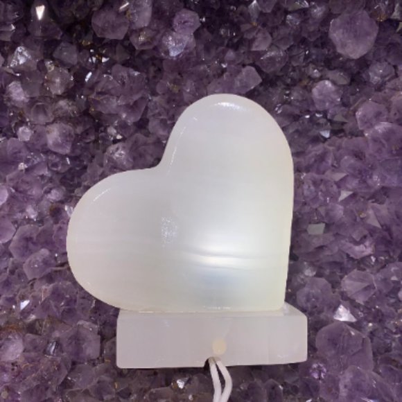 Onyx Heart Lamp, Unique Lighting, Office Decor, Bedroom Decor, Stone Carvings - Picture 2 of 6